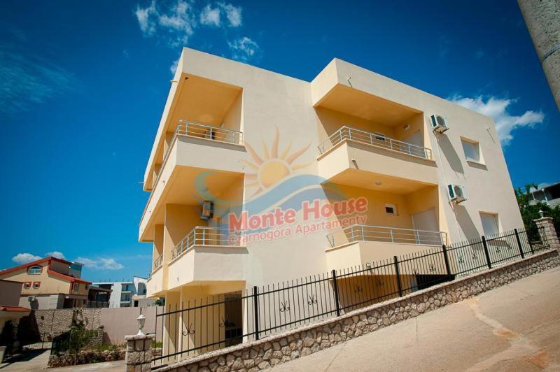 Lux Sea Apartment *
