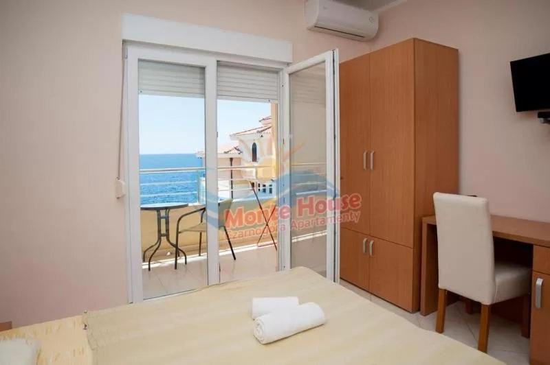 Apartment Lux Sea