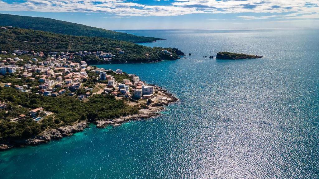 Lux Sea Utjeha